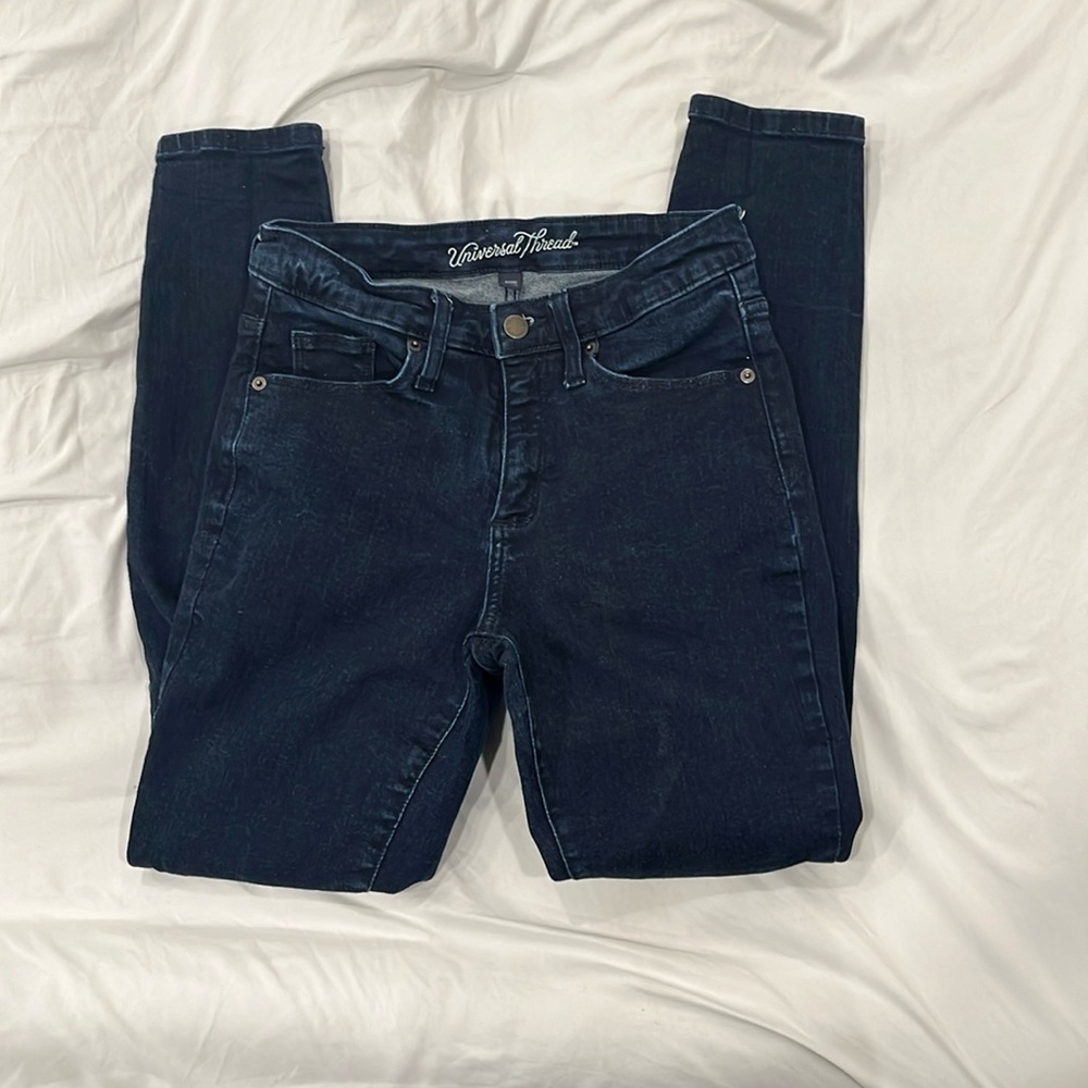 High Rise Skinny Size 6x28…Universal Thread